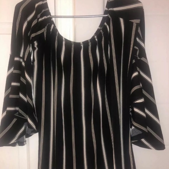 Harlow & Rose Black Beige White Striped Blouse Flare Bell Sleeves Ladies Small - Picture 7 of 10